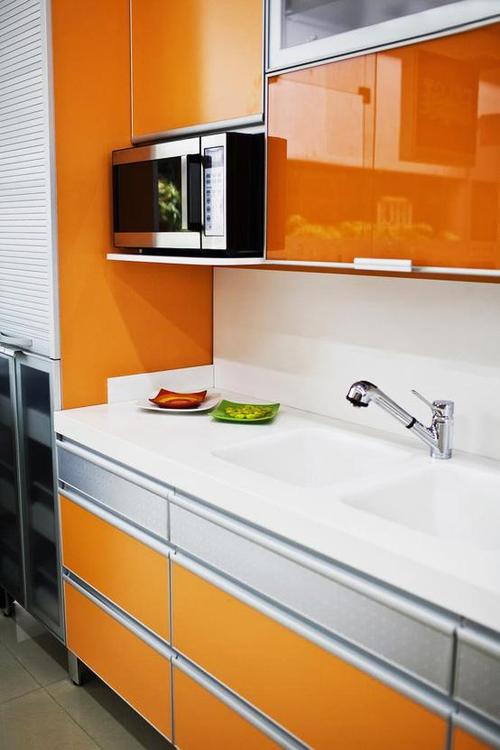 现代橱柜80橙色装饰下的厨房空间效果图大全648035981