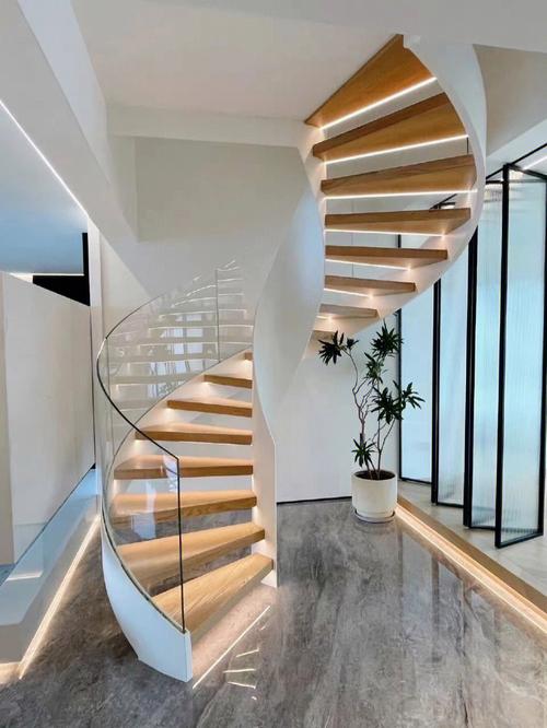 精致高级时尚的楼梯装修案例分享