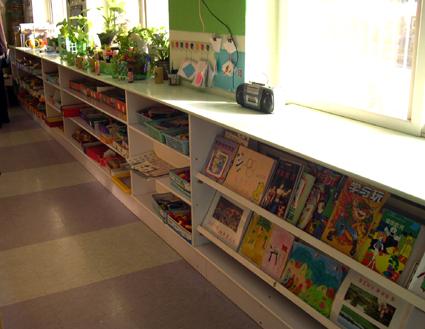 幼儿园环境布置图书角3-区角环境布置-图片-