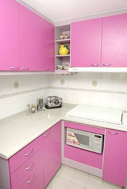 粉色的厨房