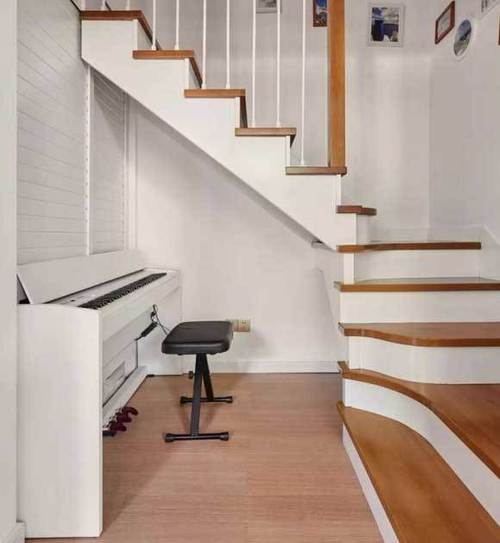 原创有创意的转角楼梯装修设计能提升装修档次复式空间别错过