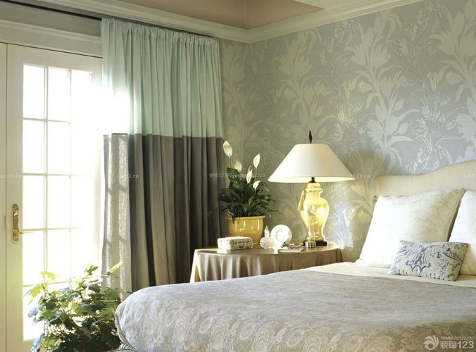 温馨卧室室内花藤壁纸装修效果图片