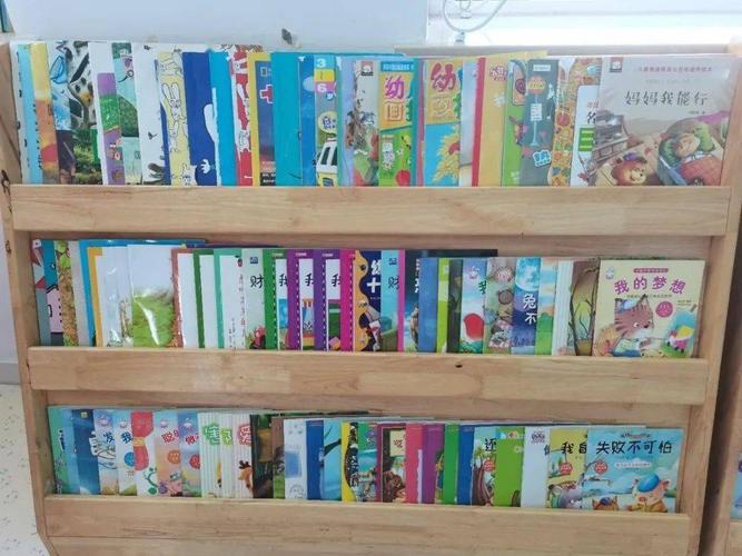 世界读书日书香漂流好书共享白城市实验幼儿园开展图书漂流活动