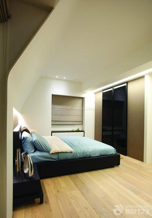 现代简约38平米小户型小面积卧室装修设计效果图