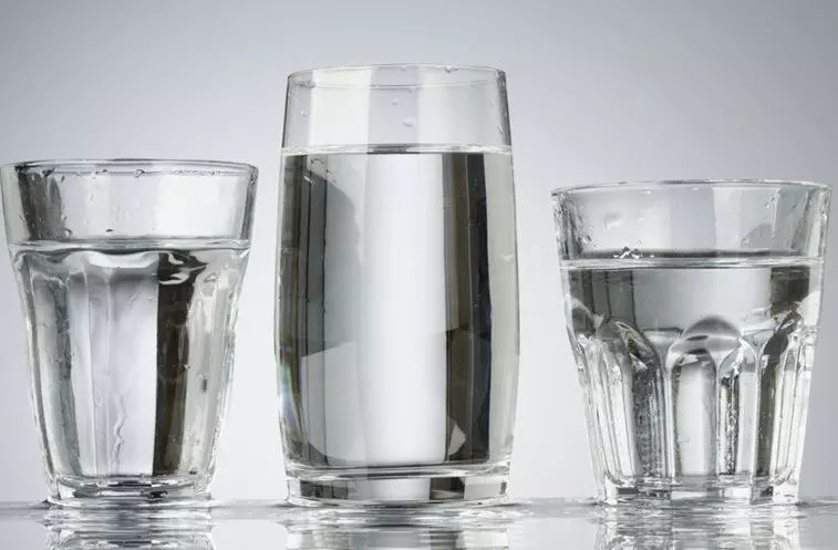 三杯水与健康