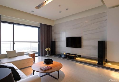 130平米三居室全抛釉瓷砖电视背景墙装修设计效果图