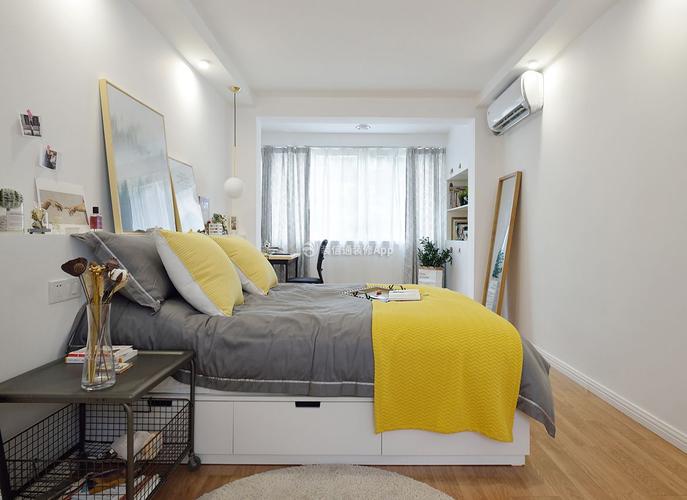 55平米小户型家庭卧室装修设计图片