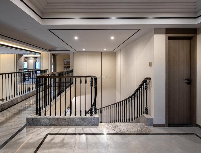 上海500平高档别墅室内扶梯装修设计图