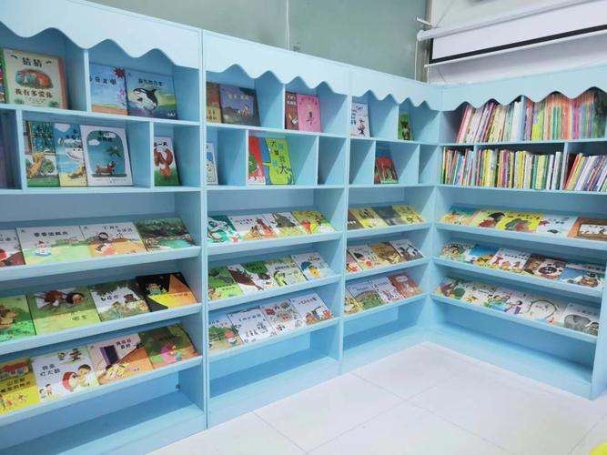 木质图书馆展柜儿童书柜幼儿园书架绘本馆货架儿童乐园玩具展示柜