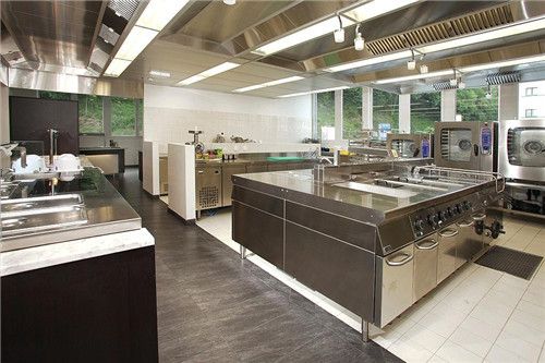 饭店厨房装修图片几款实用型餐饮业厨房设计方案