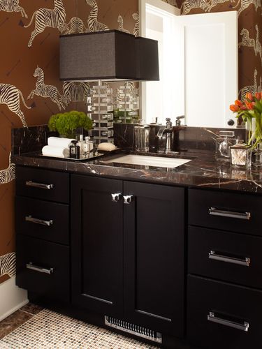 最新黑色实木浴室柜设计