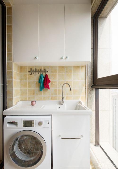 洗衣机房厨房装修效果图洗衣机房厨房设计案例图片蠢赏