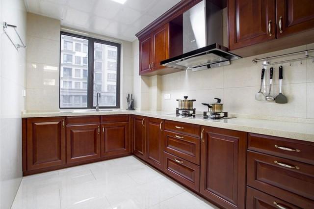 150平米中式风格三居之厨房柜子设计效果图