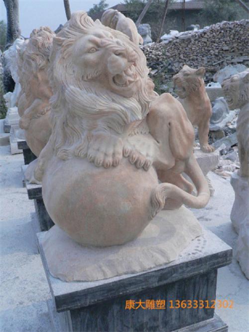 石雕狮子雕塑
