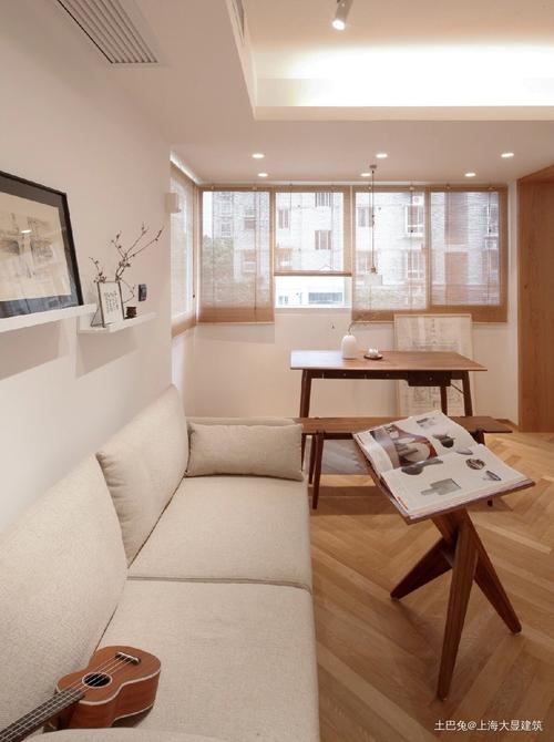 17平方小户型居然可以五脏俱全客厅沙发现代简约客厅设计图片赏析