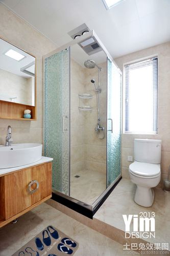 现代卫生间淋浴室隔断设计效果图片