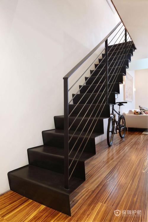复式楼梯怎么装美观又实用复式楼梯装修效果图