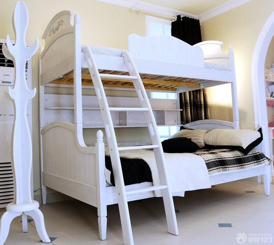 欧式装修风格卧室双层床效果图欣赏
