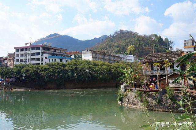云南富宁县曾是全国特困县如今旅游业旺盛成为人们出游热点