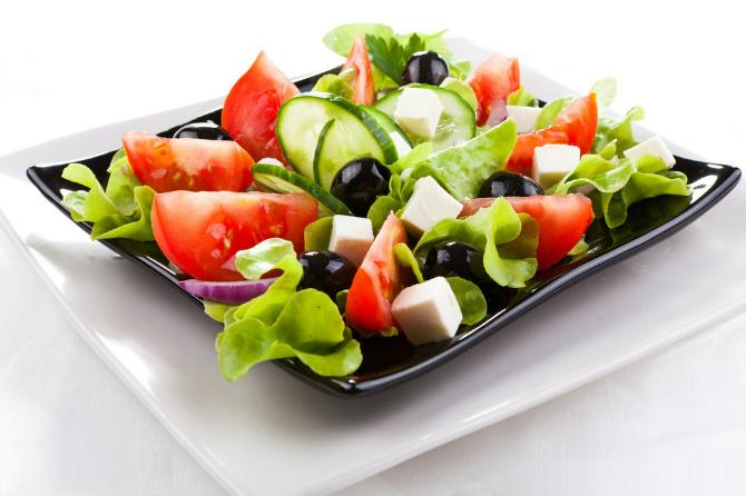 p有机蔬果沙拉是一道美食主要制作材料有.