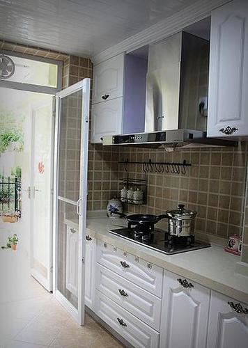 唯美小清新的厨房门装修效果图田园风格厨房门图片