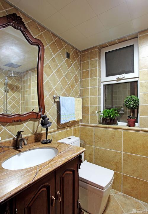 120平米美式卫生间瓷砖装修效果图片