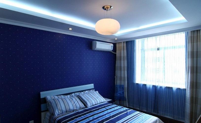 混搭风格复式蓝色豪华型卧室床装修效果图
