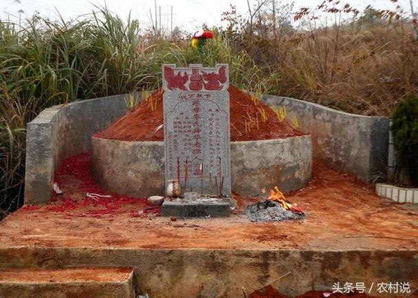 农村说农村坟墓墓碑断法出现这三几种问题要时刻注意