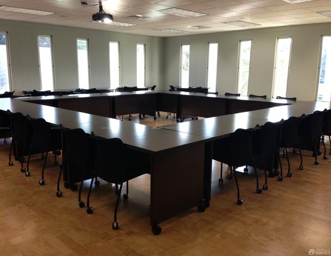 大型公司会议室会议桌装修效果图片欣赏