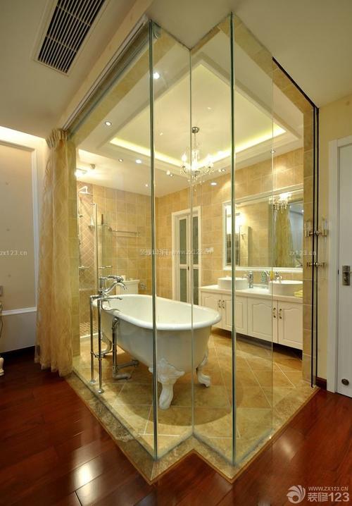 韩式卧室卫生间玻璃隔断墙装修图片装修123效果图