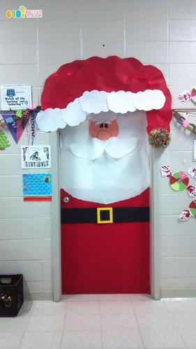 幼儿园圣诞节门装饰漂亮可爱的圣诞老人