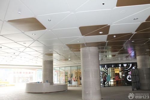 服装商场铝板吊顶设计图装信通网效果图