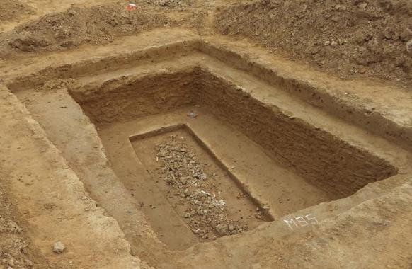 遵义工地挖到古墓墓主人来历不简单考古专家是个土皇帝