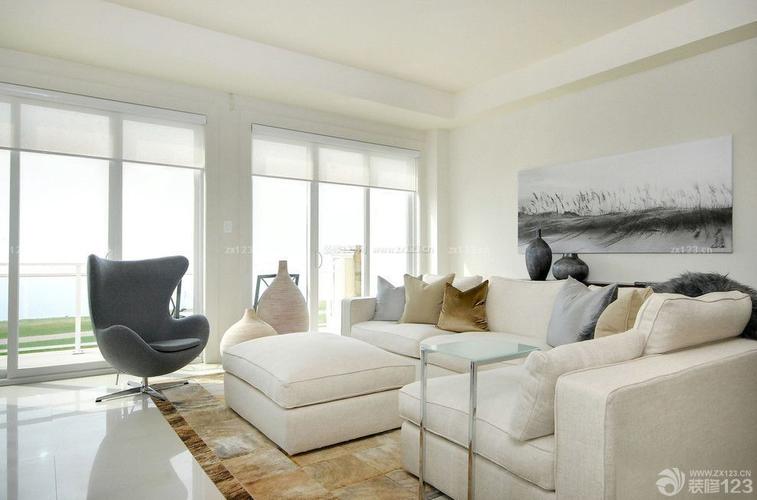 白色简约客厅沙发背景墙装修效果图
