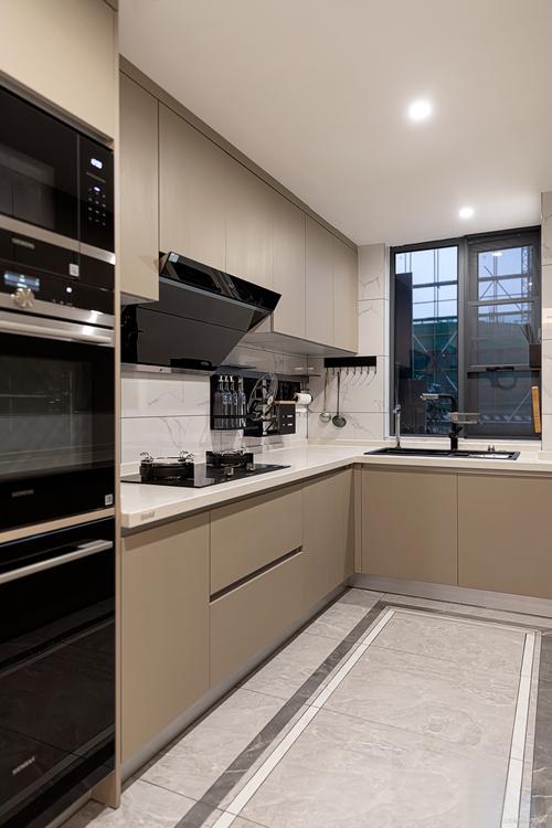 橱柜厨房现代简约140m05四居及以上设计图片赏析